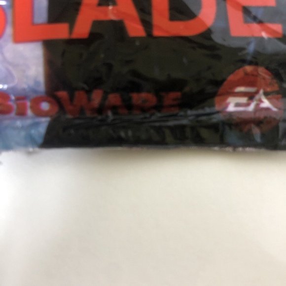 EA Mass Effect Omni Blade 2012 Bioware-Commander Sheppard-Promo E3 SDCC - Picture 3 of 8